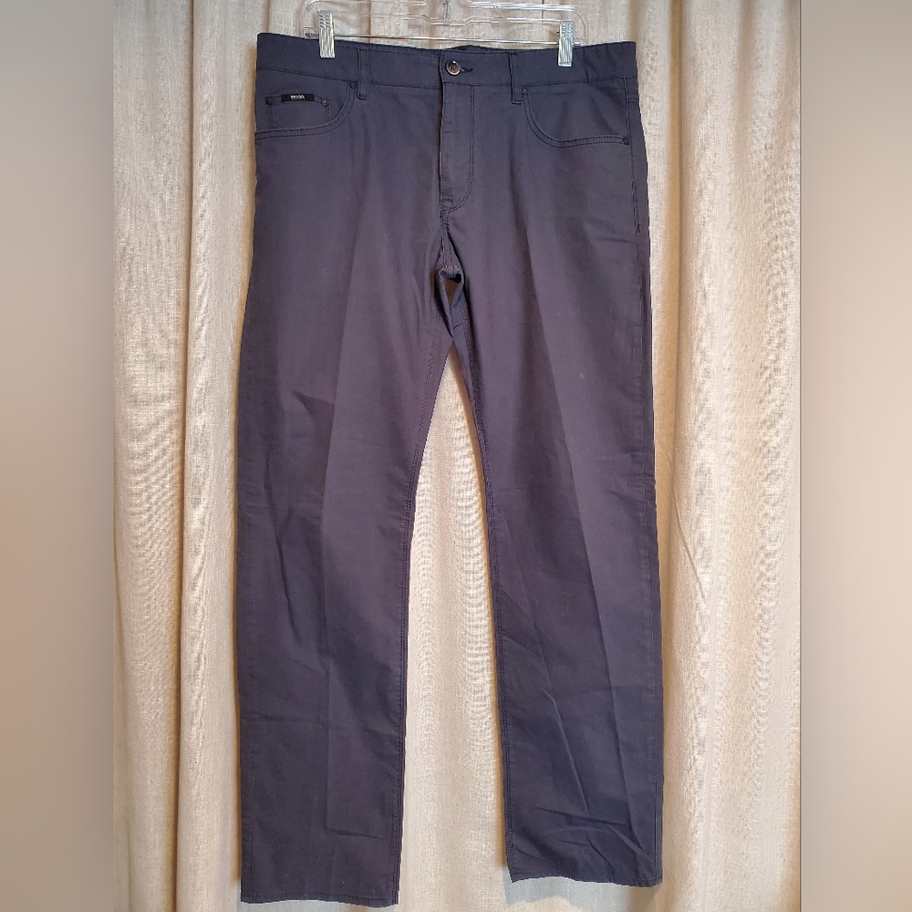 EUC Hugo Boss Herringbone Kansas Light Twill Pants Men's Dark Blue Size 34 x 34